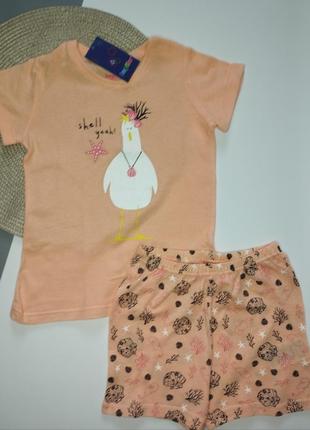 Комплект літній на дівчинку 110-116 см (4-6 років), шорти і футболка.