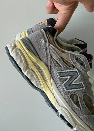 Жіночі кросівки в стилі new balance 990v3 grey.3 фото