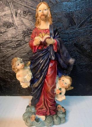 Статуэтка ангел с крыльями