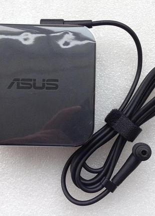 Блок питания (сетевой адаптер) для ноутбуков asus 19v 3.42a 5.5*2.5 оригинал квадратный