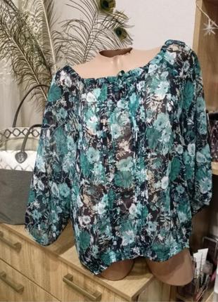 Легкая летняя блуза в цветочек