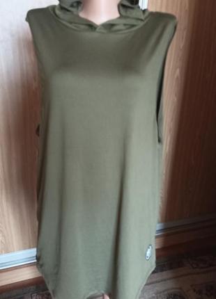 Классная футбока с капюшоном, большой размер