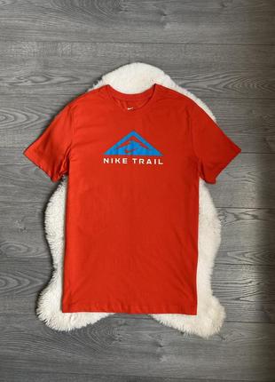 Nike trail мужская фирменная футболка