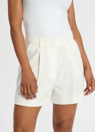 Очень стильные женские шорты в стиле zara