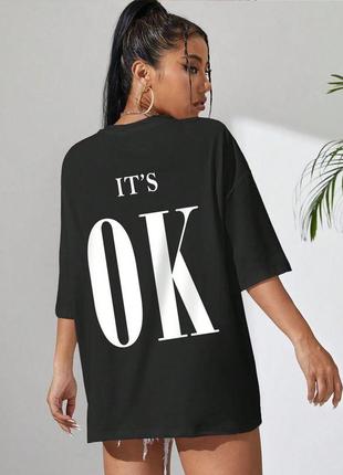 Черная футболка женская оверсайз с принтами6 фото