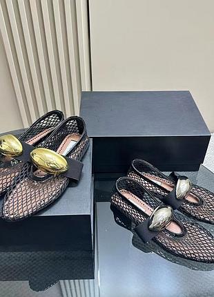 Балетки у стилі alaia