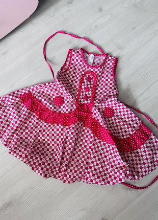 Пышное, розовое платье на девочку 5-6 лет