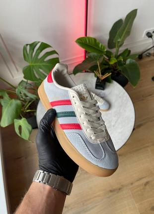 Кроссовки adidas
