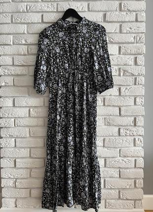 Платье макси zara, xs в цветочный принт