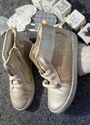 Кроссовки хайтопы