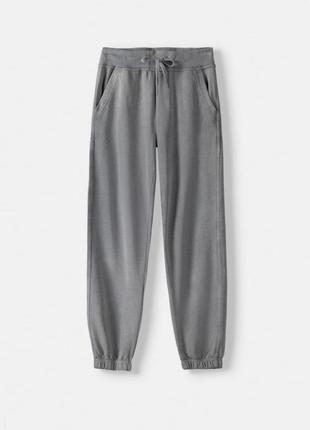 Штани bershka
