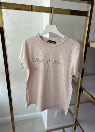 Рожева футболка