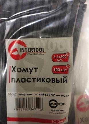 Хомут пластиковый 3.6мм*300мм белые и черные.