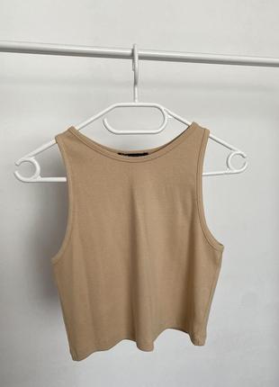 Топ бежевого кольору zara