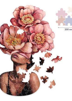Дерев'яні пазли дівчина в квітучих півонії (розмір s) bp08s
