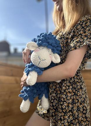 Плюшева іграшка вʼязана іграшка овечка ручної роботи