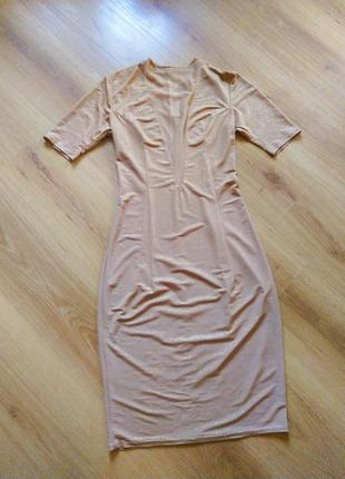 Платье нарядное