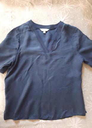 Блузка с v -образным вырезом из смеси cupro и вискоза. autograph