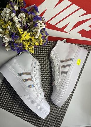 Оригинальные высокие кроссовки adidas