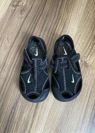 Босоножки сандалии nike