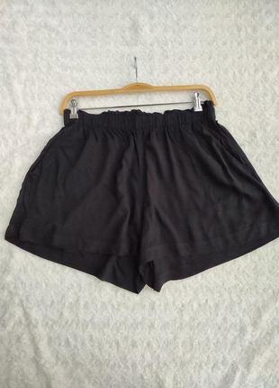 Шорти