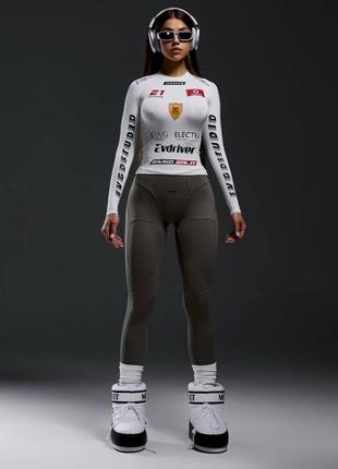 Кофта лонгслив дыня облегающая по фигуре свитшот нашивки патчи накат рисунок спорт...