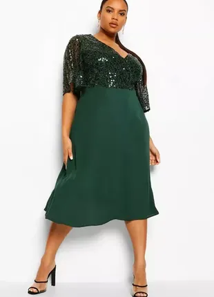 Шикарне смарагдове плаття 50-й розмір