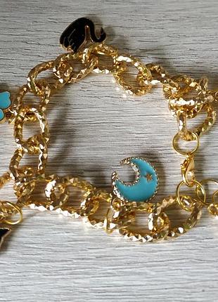 Браслет с подвесками