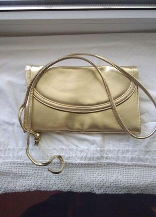 Дамська сумка сумочка- клатч золотистого кольору підходить до любого луку