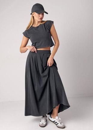 Летний трикотажный костюм с длинной юбкой и футболкой 

размер: s/m/l