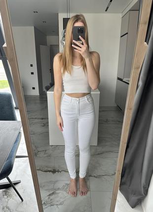 Білі джинси zara