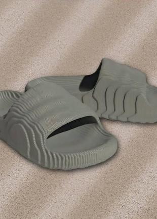 Шлепанцы adidas