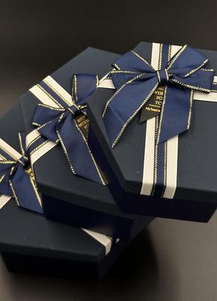 Коробка подарункова шестикутна з бантиком. 3шт/комплект. колір синій. 19х10см2 фото