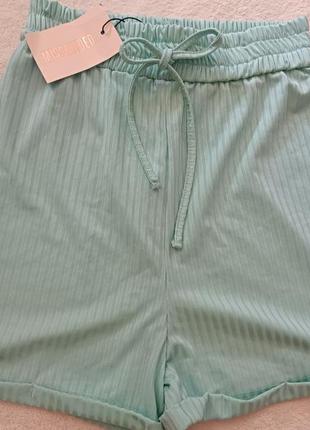 Низкая цена. шорты. новые. высокая талия. шортики. м