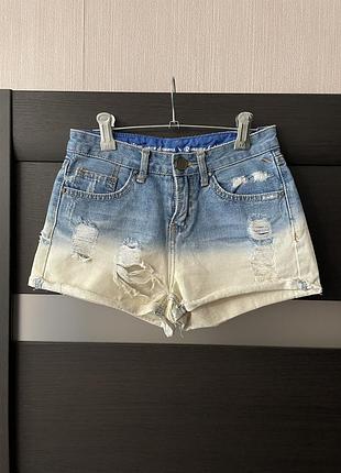 Шорти