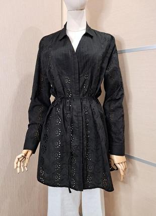 Черная удлиненная рубашка блуза из прошвы laura ashley, размер l, m