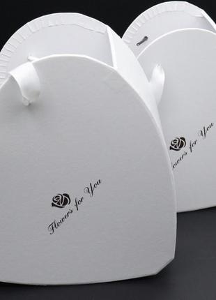 Коробки для квітів. "серце". колір білий. 2шт/комплект. 27х26х10см1 фото