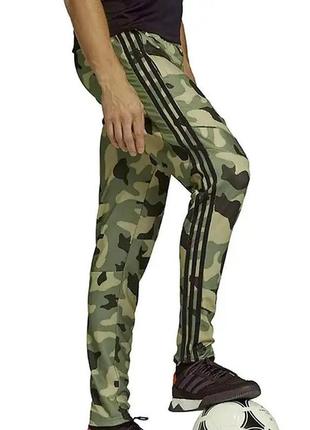 Спортивні штани adidas