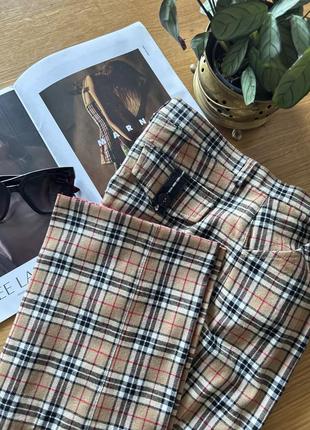 Стильные брюки прямі,клетка burberry, италия