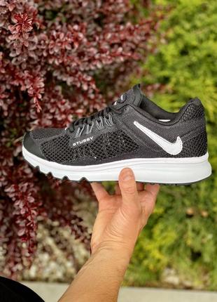 Кроссовки в стиле nike air max