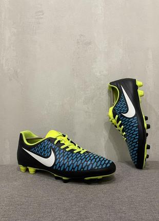 Футбольные бутсы копочки сороконожки nike One magista