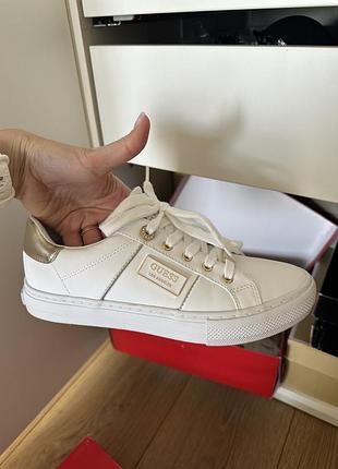 Кеди кросівки білі guess logo 7,5 38 оригінал