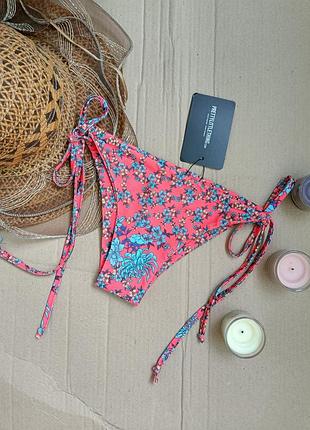Новые плавки от купальника/купательные трусы в цветочный принт prettylittlething.