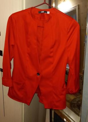 Пиджак фирменный очень качественный