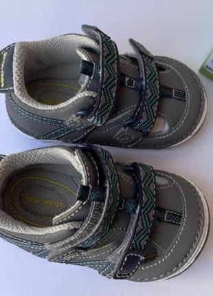 Кожаные босоножки, сандалии stride rite новые 19 20 21 223 фото