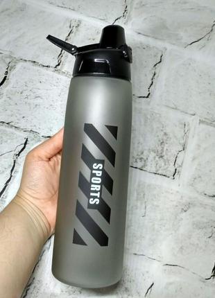 Пляшка спортивна для води з ручкою пластик soft-touch сіра 700 мл 26х7 см