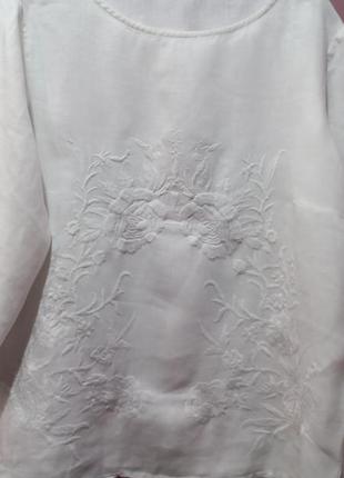 Лляна блуза білого кольору