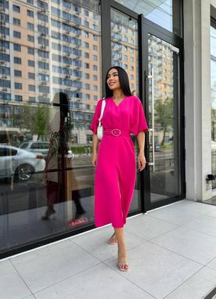 Сукня міді жіноча з розрізом з поясом а-силуету з короткими рукавами з v-подібним вирізом малина