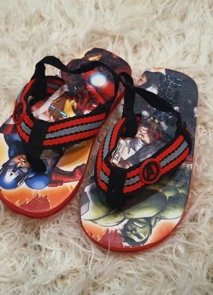 Босоніжки, сандалі піна марвел, marvel