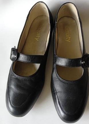 Туфлі шкіряні